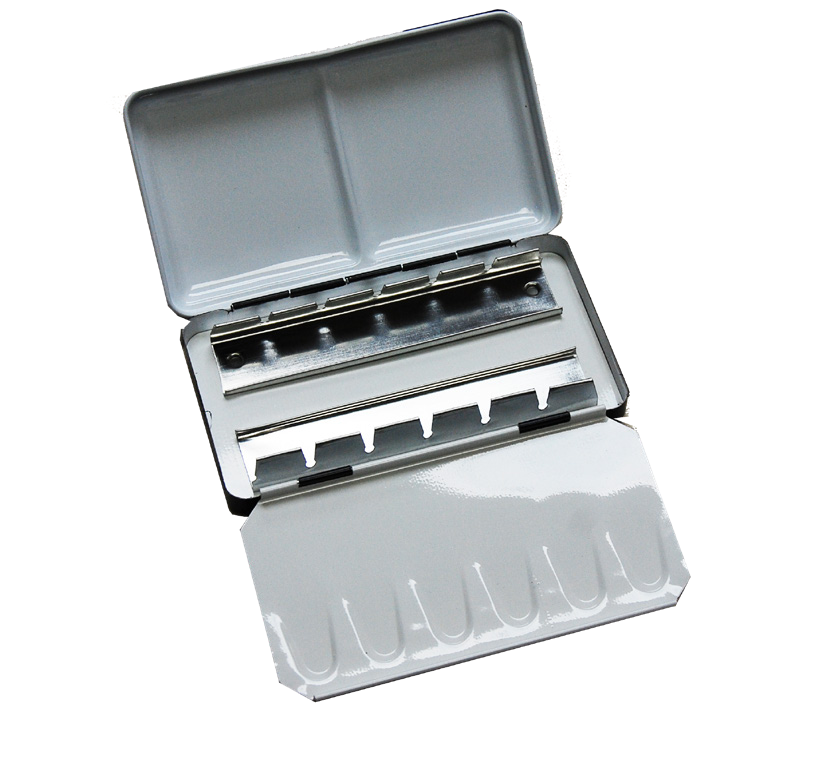 Roberson Watercolour Metal Box for 12 Half Pans
