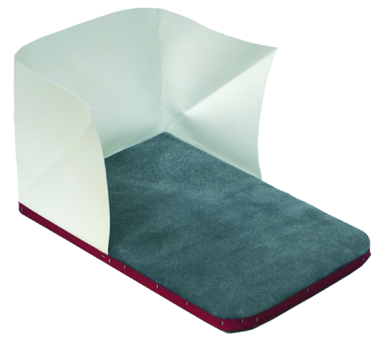 Standard Gilders Cushion